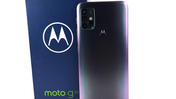 Review of the Motorola Moto G30