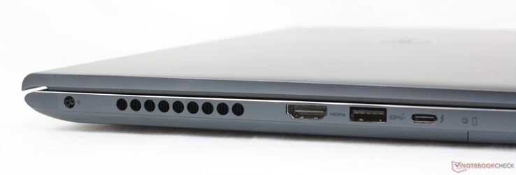 Left: AC adapter, HDMI 2.0, USB-A 3.2 Gen. 1, USB-C w/ Thunderbolt 4
