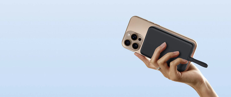 The Xiaomi 33W Magnetic Power Bank 10000 Integrated Cable. (Image source: Xiaomi)