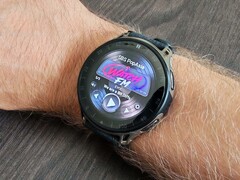 The WatchFM app still requires a smartphone connection