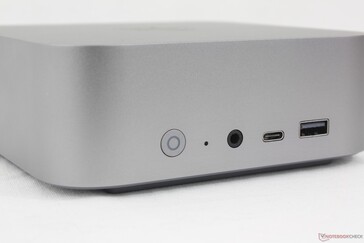 Front I/O of the Beelink SER8 mini PC. (Image source: Allen Ngo)