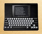 Auteur replaces paper with a 6-inch e-ink display.