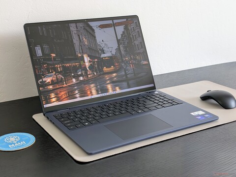 Dell 16 Plus 2-in-1 convertible review: Not necessarily better than the older Inspiron