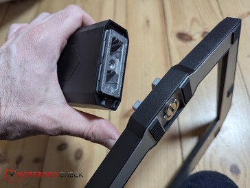 Connect foot with stand