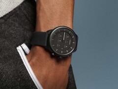 The Fossil Gen 6 Wellness Edition Hybrid smartwatch has an E-ink display and analogue hands. (Image source: Fossil)