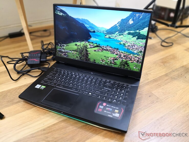 MSI GT76 9SGS-244FR Titan DT, PC portable 17″ 4K gamer puissant RTX 2080  Super Core i9 créatif – LaptopSpirit