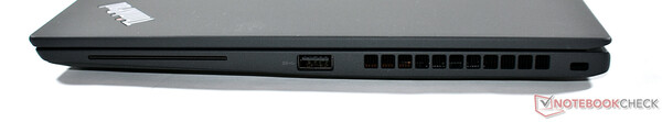 Lenovo ThinkPad T14s مجهز به AMD از Thunderbolt 4 پشتیبانی نمی کند (تصاویر: Notebookcheck)