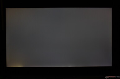 Moderate uneven backlight bleeding along the bottom edge