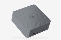 The Beelink EQR6 mini PC packs a Ryzen 9 6900HX in a compact chassis. (Image source: Beelink)