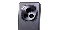 The Honor Magic6 Pro. (Image source: Notebookcheck)