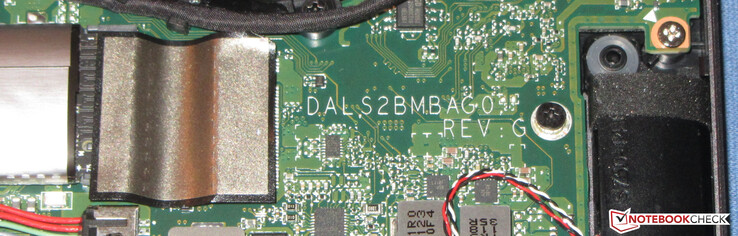 A second NVMe SSD (M.2-2242) could be installed.