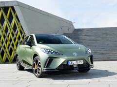 First electric car with solid-state battery: MG4 with semi-solid-state battery about to obtain market approval. (Image source: MG)