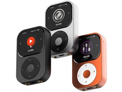 The petite Shanling Q2 portable high-resolution music player comes in Smoky Grey, Moonlight Silver, and Twilight Orange.