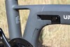 The hinge stays securely in place while driving