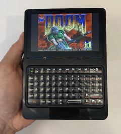 The Bumble-Berry-Pi makes use of off the shelf parts and minimal 3D printing to create a great looking and funtional palmtop (Image Source: Samcervantes via Github)