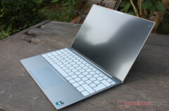 Dell XPS 13 9315 with Core i7 currently down to $799 (Image source: Notebookcheck)