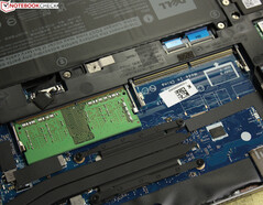 Rare: Nothing soldered, 2 RAM slots