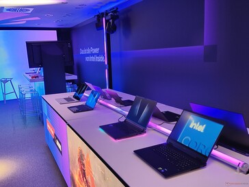 Premium laptops in the Intel Experience Store (image source: Benjamin Herzig)