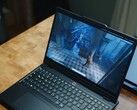 The Legion 5i 15 Gen 10 is quite compact for a 15-inch gaming laptop, as it weighs only 1.895 kg (4.18 lbs.). (Image source: NotebookcheckReviews on YouTube)