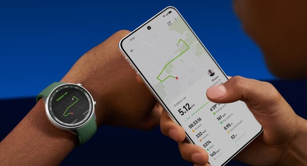 Only the Radiant Steel OnePlus Watch 2 is available at the discounted price. (Image source: OnePlus)