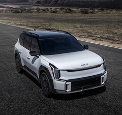 The electric Kia EV9 SUV (Image source: Kia)