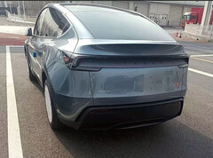 New Model Y Juniper in Glacial Blue color (Image source: Xiaoteshushu/X)
