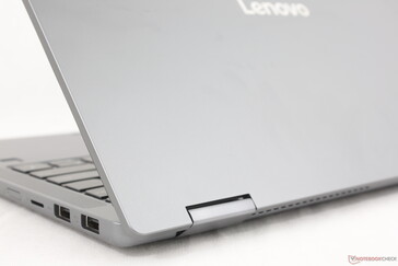 Sandblasted aluminum cover hides fingerprints relatively well
