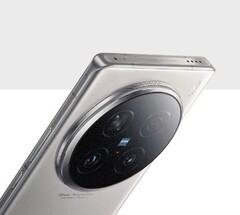 The Vivo X100 Ultra features a type 1-inch main camera sensor. (Image Source: Vivo)