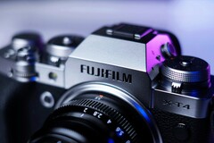The next-generation Fujifilm X-T is expected to hit the market very soon.