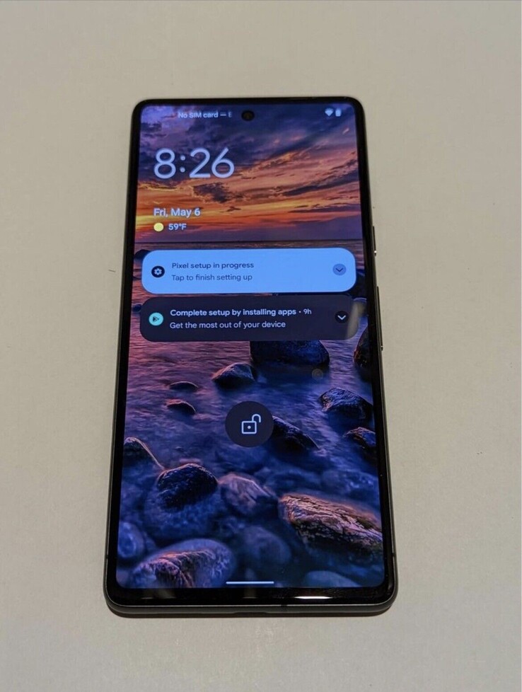 Pixel 7 screen (image via eBay)