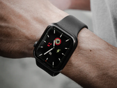 Smartwatches could soon be able to measure alcohol levels and more thanks to new sensors. (Image source: Klim Musalimov)