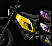 The NIU XQi3's colour options and sticker packs give the electric motorcycle a less edgy look than the likes of the Sur Ron Light Bee. (Image source: NIU)