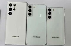 The Galaxy S22, S22 Plus and S22 Note in white. (Image source: @heyitsyogesh)