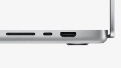 An SD card-enabled MacBook Pro. (Source: Apple)