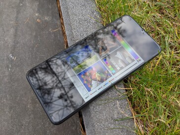 Alcatel 3X outdoor