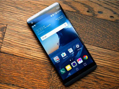 LG V30 may ship this Autumn with curved OLED display and Snapdragon 835 SoC