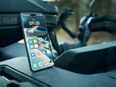 Don't spend more on a flagship phone - Honor Magic7 Pro!