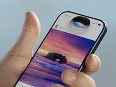 Siri AI activation animation.