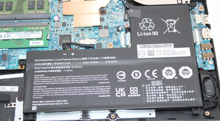 The battery has a capacity of 54 Wh.