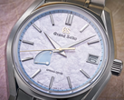 A close-up of the dial of the new Grand Seiko SBGA21.