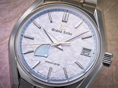 A close-up of the dial of the new Grand Seiko SBGA21.
