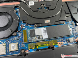 The M.2-2280 SSD can be replaced.