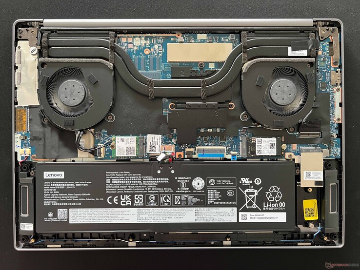 IdeaPad Pro 5 16IMH G9 iGPU configuration for comparison