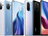 The Xiaomi Mi 11 (L) and Redmi K40 Pro (R) have very similar key components. (Image source: Xiaomi - edited)