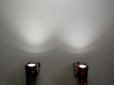 Ultra (L) vs Pro