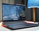 The Alienware m18 R2 is a huge but powerful RTX 4080 and Core i9-equipped gaming laptop (Image source: Alex Wätzel)