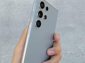 The Galaxy S24 Ultra is expected to sport a flat display and a titanium frame, among other changes from previous models. (Image source: @DavidMa05368498)