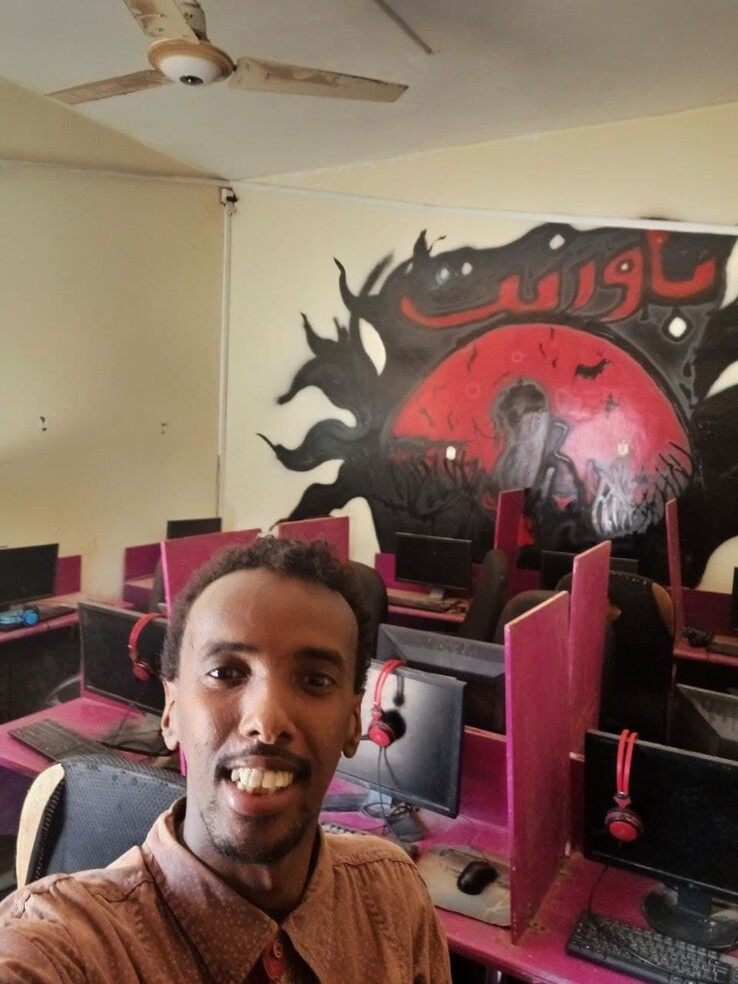 Mohammed opened the internet café nearly 4 years ago now. (Image source: Reddit)