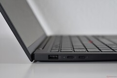Finally good battery life with Intel: Lenovo ThinkPad X1 Carbon Gen 13 shows off Intel's efficiency progress (image source: Benjamin Herzig)