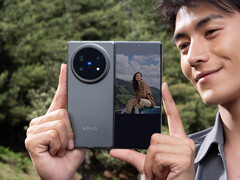 The X Fold5 runs FuntouchOS 15 based on Android 15 in India rather than OriginOS 5. (Image source: Vivo)